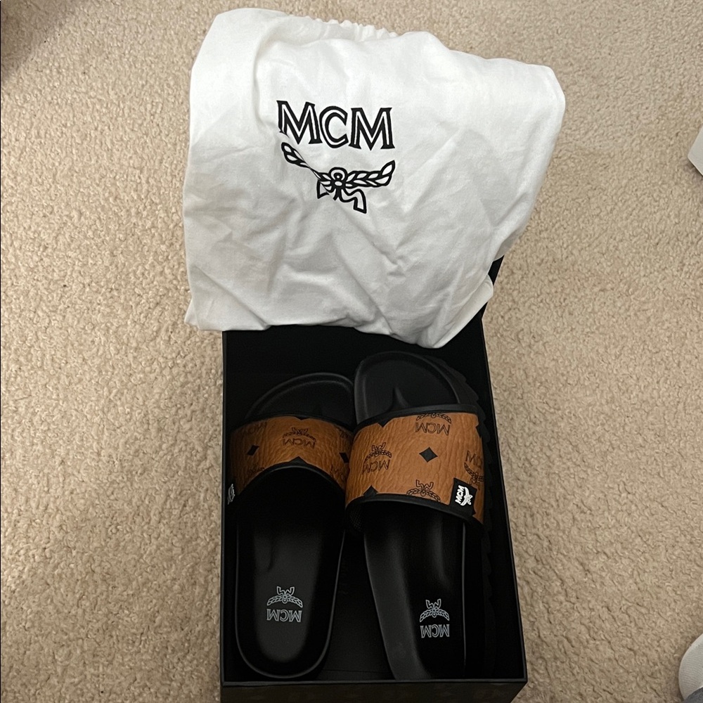 MCM women’s cognac and black Slide Sandals Size 39 - Picture 2 of 2